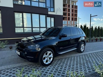 Авто BMW X5 2010 № 8912475