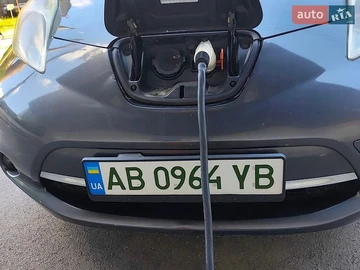 Авто Nissan Leaf 2013 № 8912728