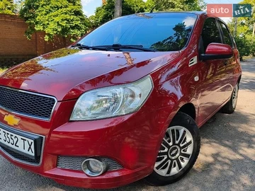 Авто Chevrolet Aveo 2010 № 8912815