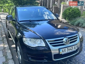 Авто Volkswagen Touareg 2007 № 8912929