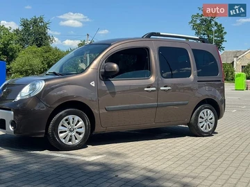 Авто Renault Kangoo 2013 № 8912930