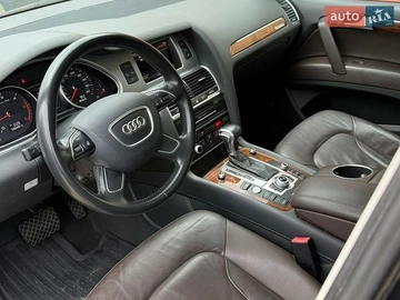 Авто Audi Q7 2015 № 8913055
