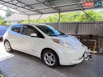 Авто Nissan Leaf 2013 № 8913279