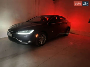 Авто Chrysler 200 2015 № 8913411