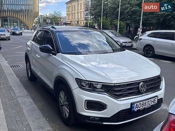 Авто Volkswagen T-Roc 2020 № 8913592