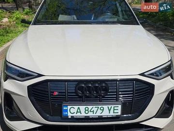 Авто Audi E-Tron S 2021 № 8913631