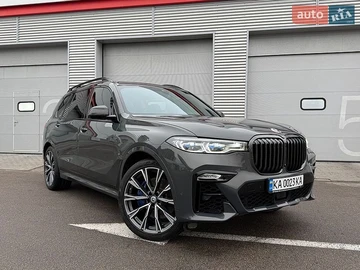 Авто BMW X7 2022 № 8913702