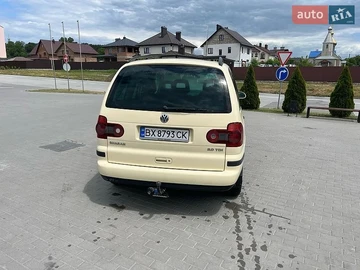 Авто Volkswagen Sharan 2010 № 8913970