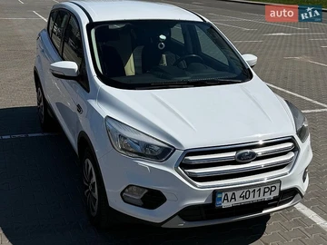 Авто Ford Kuga 2019 № 8914135