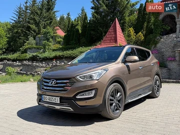 Авто Hyundai Santa Fe 2014 № 8914191