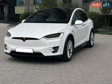 Авто Tesla Model X 2020 № 8914315