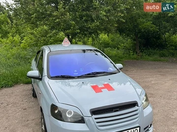 Авто Chevrolet Aveo 2007 № 8914454