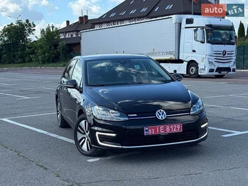 Авто Volkswagen E-Golf 2019 № 8914802