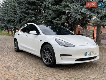 Авто Tesla Model 3 2022 № 8914996