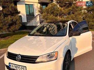 Авто Volkswagen Jetta 2015 № 8915066