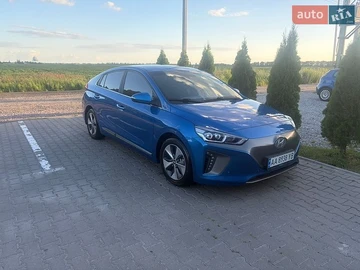 Авто Hyundai Ioniq 2018 № 8915104