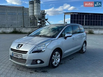 Авто Peugeot 5008 2012 № 8915183