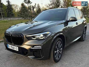 Авто BMW X5 2022 № 8915211