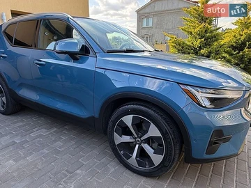 Авто Volvo Xc40 2022 № 8915245