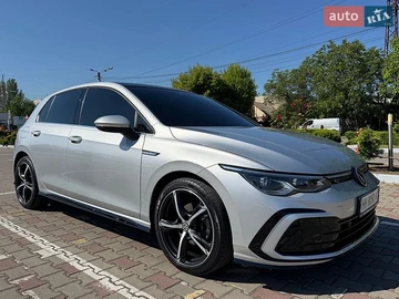 Авто Volkswagen Golf 2022 № 8915294