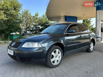 Авто Volkswagen Passat 2001 № 8915399