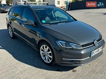 Авто Volkswagen Golf 2020 № 8915874