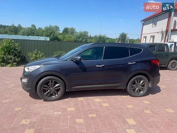 Авто Hyundai Santa Fe 2012 № 8916235