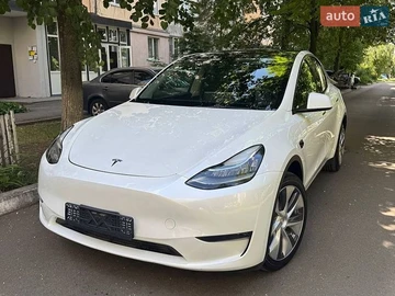 Авто Tesla Model Y 2023 № 8916365