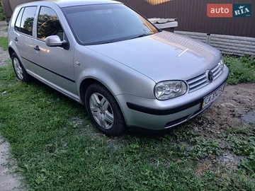 Авто Volkswagen Golf 2002 № 8916462