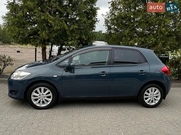 Авто Toyota Auris 2007 № 8916617