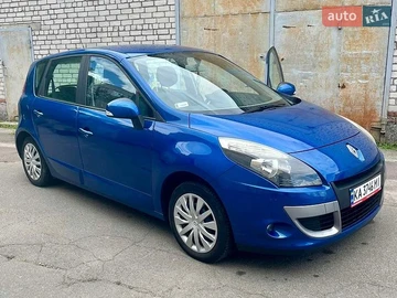 Авто Renault Scenic 2011 № 8916633