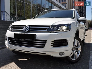 Авто Volkswagen Touareg 2012 № 8916869