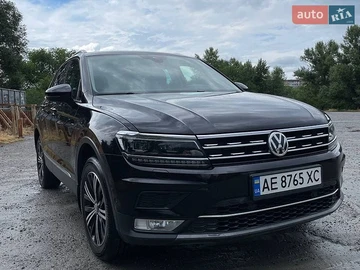 Авто Volkswagen Tiguan 2017 № 8916899