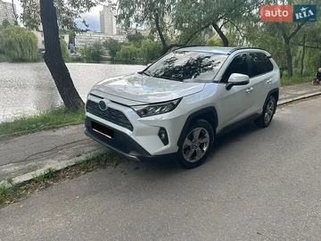 Авто Toyota Rav4 2023 № 8916904