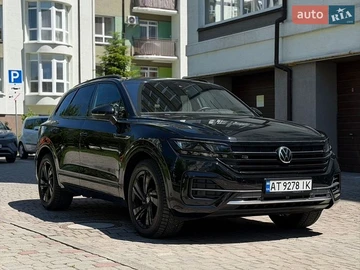 Авто Volkswagen Touareg 2023 № 8916978