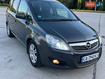Авто Opel Zafira 2013 № 8917132