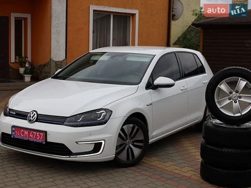 Авто Volkswagen E-Golf 2014 № 8917222