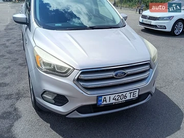 Авто Ford Escape 2017 № 8917245