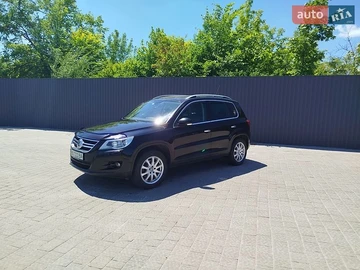 Авто Volkswagen Tiguan 2010 № 8917348