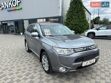 Авто Mitsubishi Outlander 2013 № 8917351