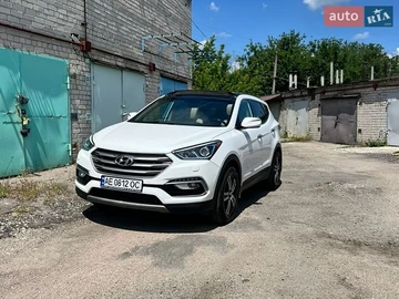 Авто Hyundai Santa Fe 2017 № 8917387