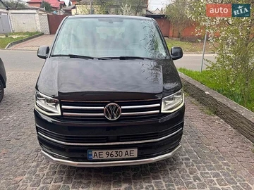 Авто Volkswagen Multivan 2015 № 8917419