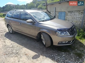Авто Volkswagen Passat 2011 № 8917925