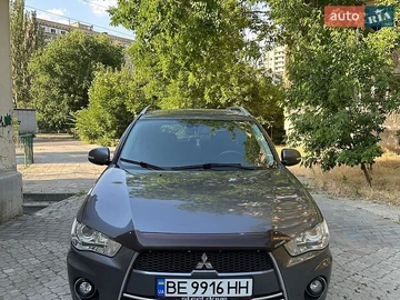Авто Mitsubishi Outlander Xl 2010 № 8918045