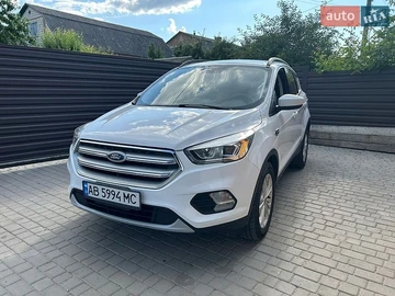 Авто Ford Escape 2019 № 8918049