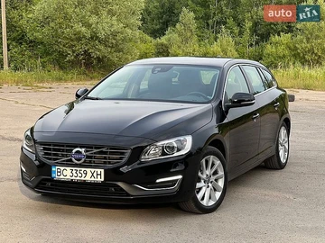 Авто Volvo V60 2016 № 8918071