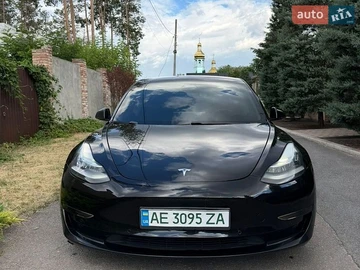 Авто Tesla Model 3 2018 № 8918147