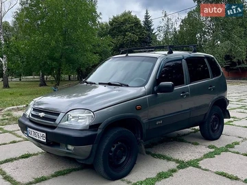 Авто Chevrolet Niva 2006 № 8918395