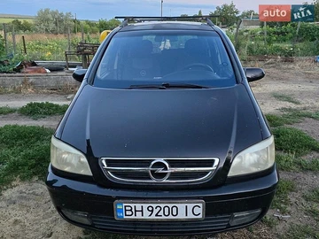 Авто Opel Zafira 2004 № 8918412