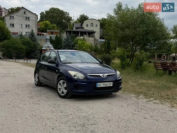 Авто Hyundai I30 2010 № 8918490